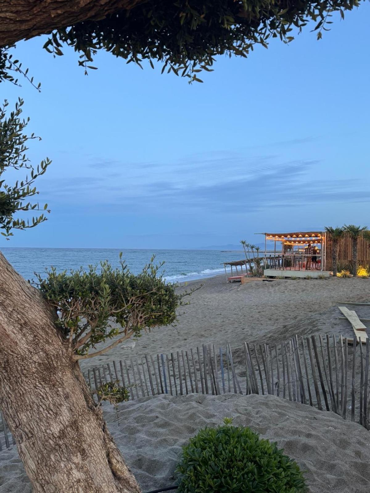 Villa Bord De Mer Torreilles Bagian luar foto